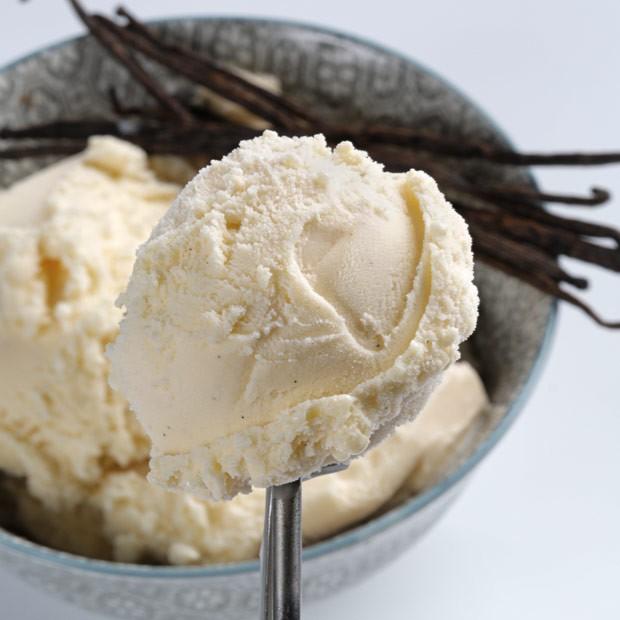 30 Indispensable Ice Creams/Helados Imprescindibles